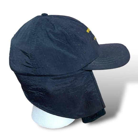 Woolrich Convertible Nylon Shell / Fleece Lined Chin Ear Cover Velcro Strap Cap - Picture 9 of 13